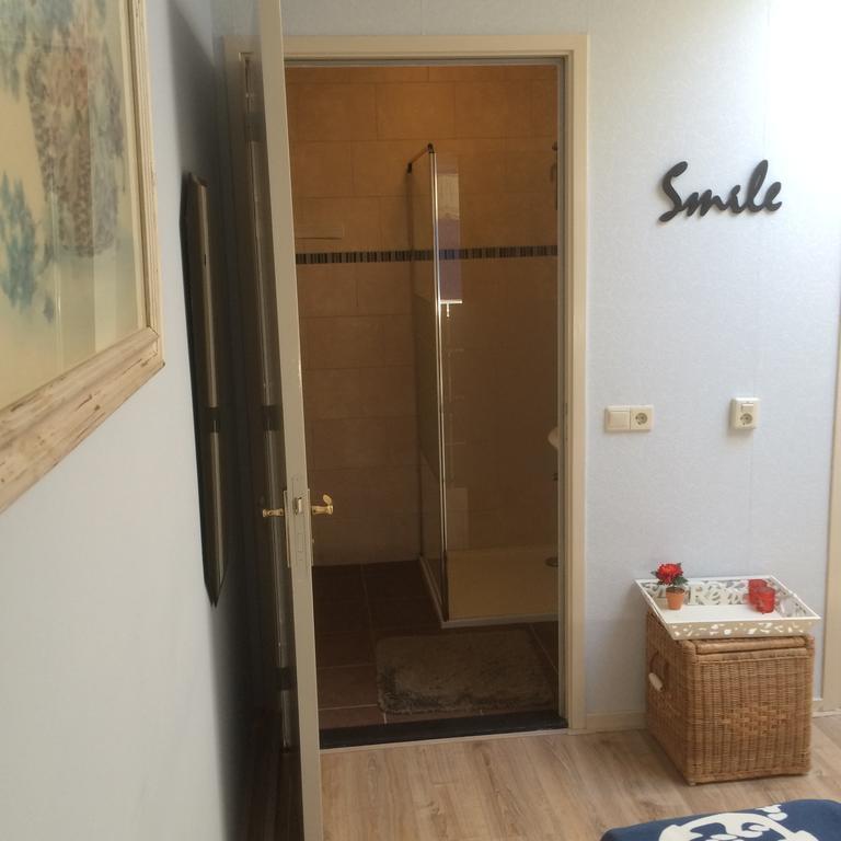 B&B Goeree Overflakkee Middelharnis Phòng bức ảnh